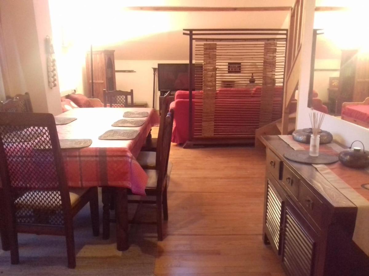 Appartement En Loft 50M2 Dans Maison Avec Chambre En Mezzanine Et Canapes Lits Dans Salon Saint-Pierre-de-Chartreuse Exterior foto